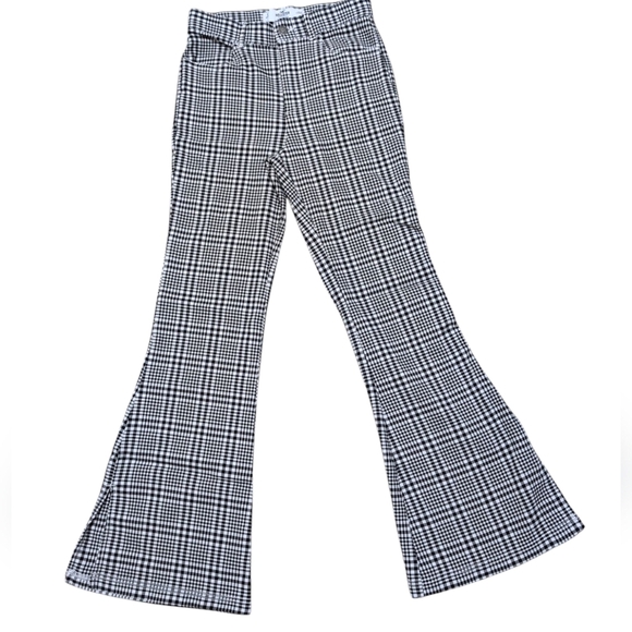 Hollister Black and White Plaid Checkered High Rise Flare Pants size Small Short - Picture 1 of 10